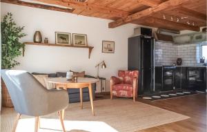 1 Bedroom Cozy Home In Falkenberg