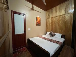 Homestay Cánh Đồng Vàng