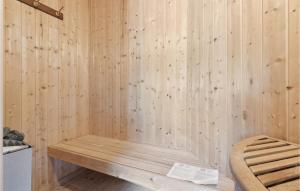 Three-Bedroom Holiday Home In Sjallands Odde