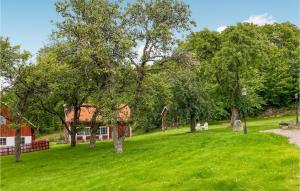 4 Bedroom Stunning Home In Ödeshög