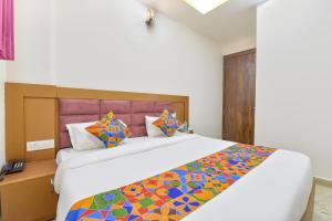 FabHotel Hari Residency