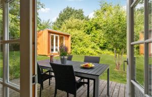 2 Bedroom Stunning Home In Holbæk