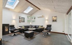 Beautiful Home In Blåvand With Sauna