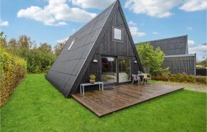 Gorgeous Home In Farsø With Kitchen