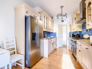 Apartment 1 - Uk32244