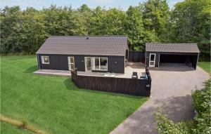 Beautiful Home In Højby