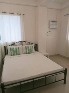 Cozy 2-Bedroom Apartment