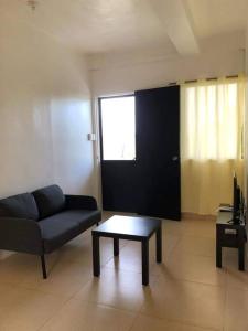 Cozy 2-Bedroom Apartment