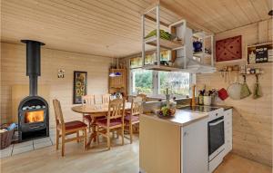 2 Bedroom Pet Friendly Home In Stege