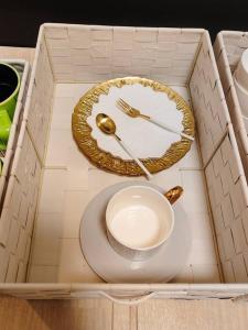 新宿区 新宿御苑前駅から歩いて5分 コンビニ1分 アパート全体を貸し出す民宿