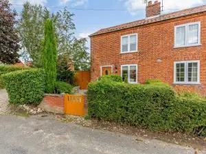 Four Seasons - Guestwick