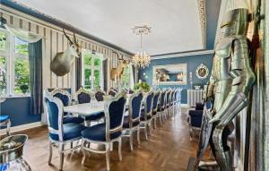 Lovely Home In Gesten