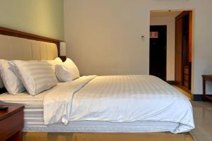 Thongs Inn Hotel Kualanamu