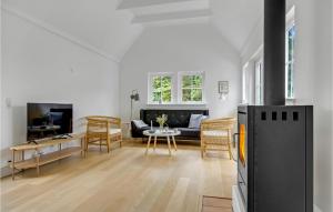 3 Bedroom Awesome Home In Vejby