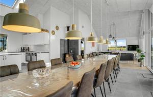 Nice Home In Bogense With Wifi