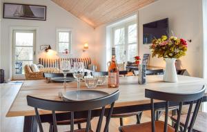 Stunning Home In Gilleleje With Wifi