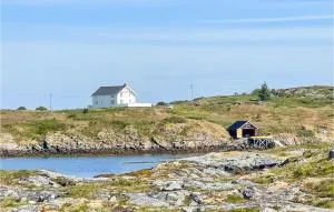 3 Bedroom Amazing Home In Smøla - 克里斯蒂安桑德