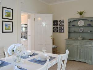 Beacon Cottage