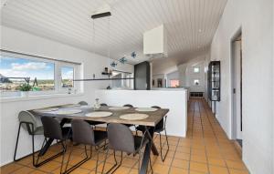 Nice Home In Hvide Sande With Sauna