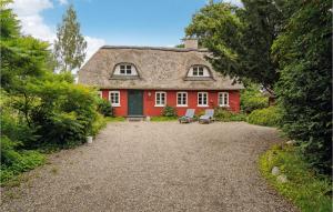 Pet Friendly Home In Vejle With Kitchen