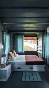 Cove-by Beach Social - Māttūl