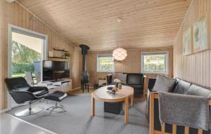 Gorgeous Home In Hejls With Wifi