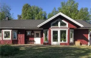 Stunning Home In Älvdalen With Sauna - Blyberg