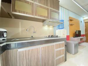 Spacious Studio Furnished Apartment at Gateway Ahmad Yani Cicadas Bandung By Travelio