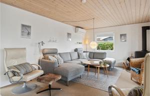 Nice Home In Hejls With Wifi