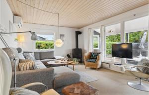 Nice Home In Hejls With Wifi