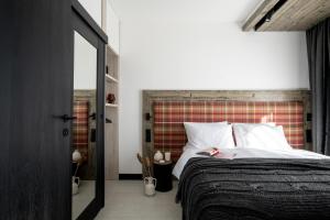 Montini - domki z jacuzzi i apartamenty na górze Ochodzita