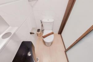 Scenic and Restful Studio Sky House BSD Apartment By Travelio