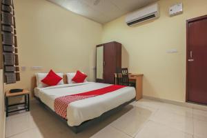 Hotel O Om Sakthi Hotel