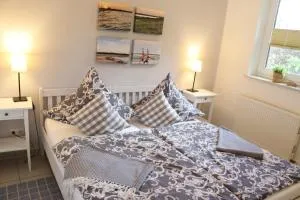 FeWo Kleeblatt auf dem Ostsee-Ferienhof - Schwienkuhl