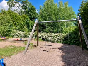 Cozy Holiday Home with Outside Jacuzzi and Sauna