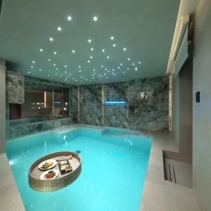 Ceci Suites - Dhesfína