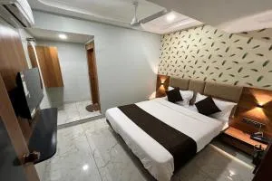 Hotel Moon Light Isanpur Ahmedabad - Sojītra