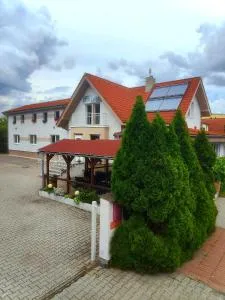 Hotel Orlan - Tomášov