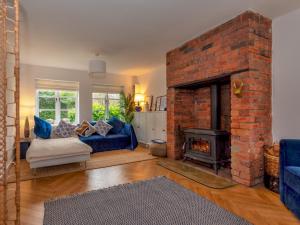 Cottage Retreat - Fireplace Garden nr Ironbridge - Pass the Keys