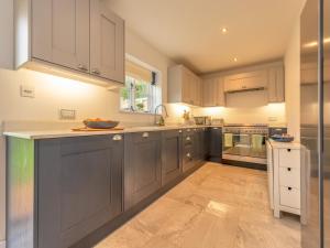 Cottage Retreat - Fireplace Garden nr Ironbridge - Pass the Keys