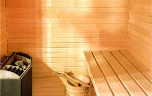 7 Bedroom Beautiful Home In Sysslebäck