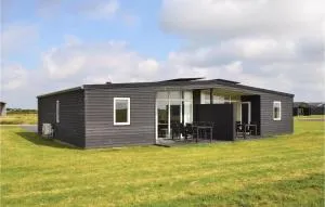 Two-Bedroom Holiday Home Ringkøbing 07 - Halkær