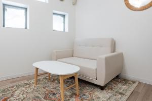 Higashi-Shinjuku 1012