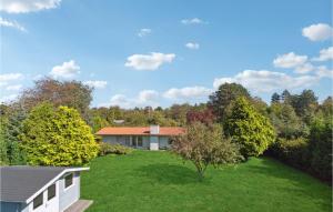 Two-Bedroom Holiday Home In Tisvildeleje