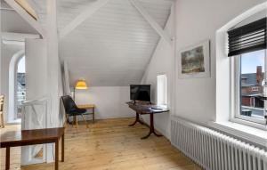 Lovely Apartment In Højer With Wifi