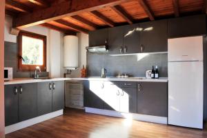 House with pool and panoràmic views to LLosa del Cavall