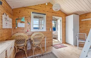 Lovely Home In Mesinge With Wifi