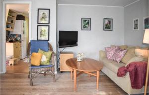 1 Bedroom Nice Home In Ystad