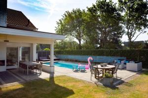 Haringvliet 21 - Noordzeepark Ouddorp with pool NOT INTENDED FOR COMPANY OR WORK-RELATED STAYS