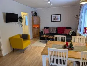 Hel stuga nära Vindelälven i Lappland - Karlsten